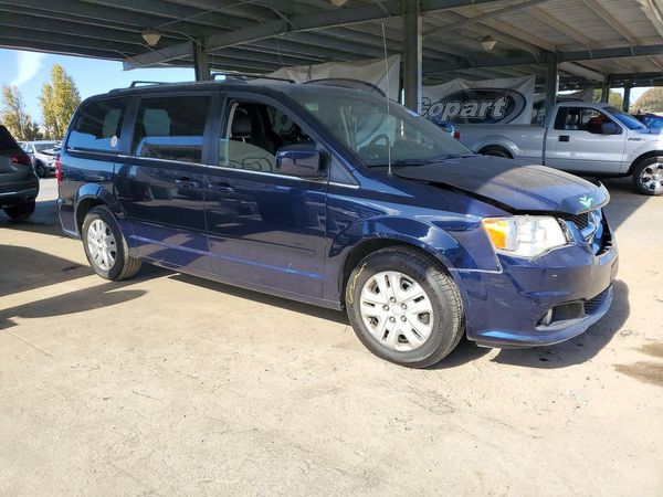 2017 DODGE GRAND CARAVAN SXT — Passenger 3/4