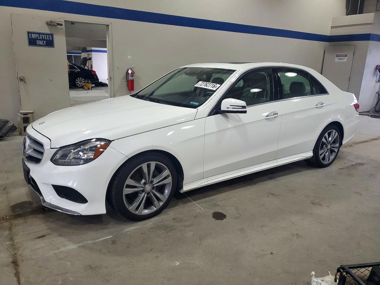 2014 MERCEDES-BENZ E-CLASS E350 — Front 3/4