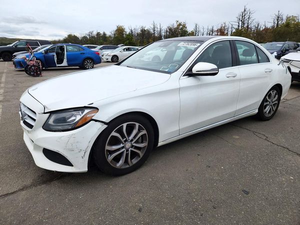 2016 MERCEDES-BENZ C C300-4M — Front 3/4