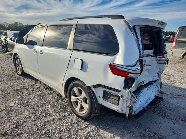 2017 TOYOTA SIENNA LE Mobility/LE — DSRA
