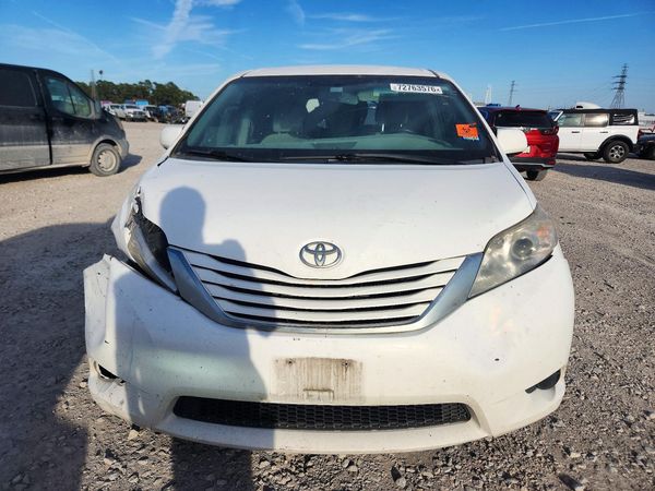 2017 TOYOTA SIENNA LE Mobility/LE — DIRF