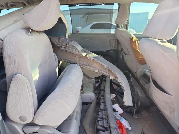2017 TOYOTA SIENNA LE Mobility/LE — PSRS