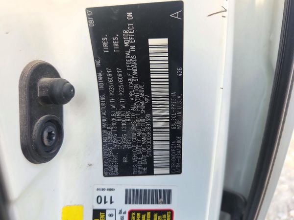 2017 TOYOTA SIENNA LE Mobility/LE — VINS