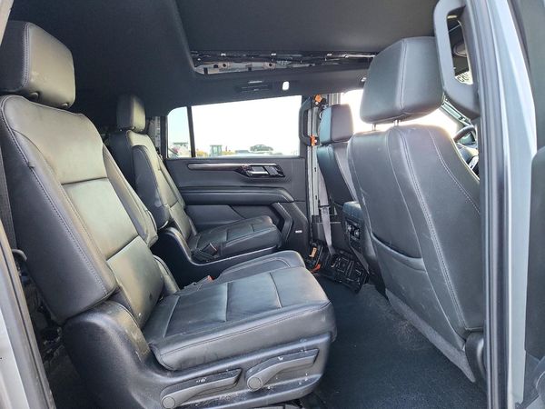2025 CHEVROLET SUBURBAN Z71 — PSRS