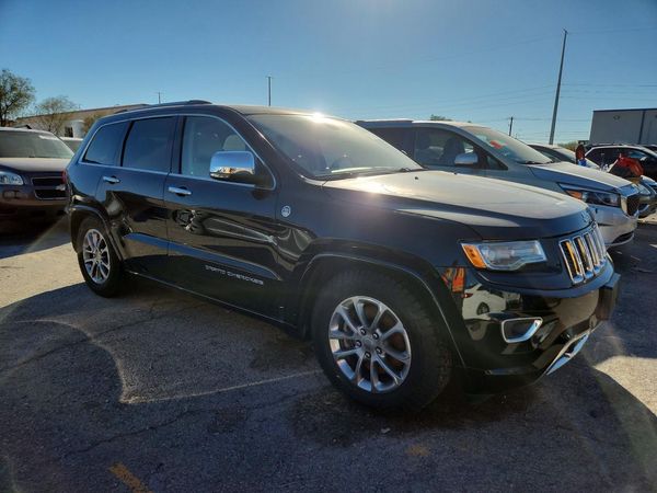 2015 JEEP CHEROKEE Overland — Passenger 3/4