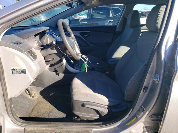 2013 HYUNDAI ELANTRA — DENT