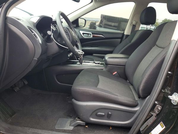 2018 NISSAN PATHFINDER — DENT