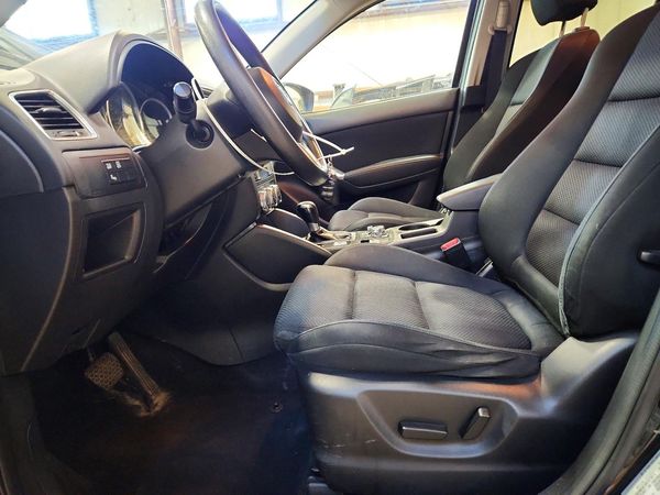 2016 MAZDA CX-5 Touring/GS — DENT