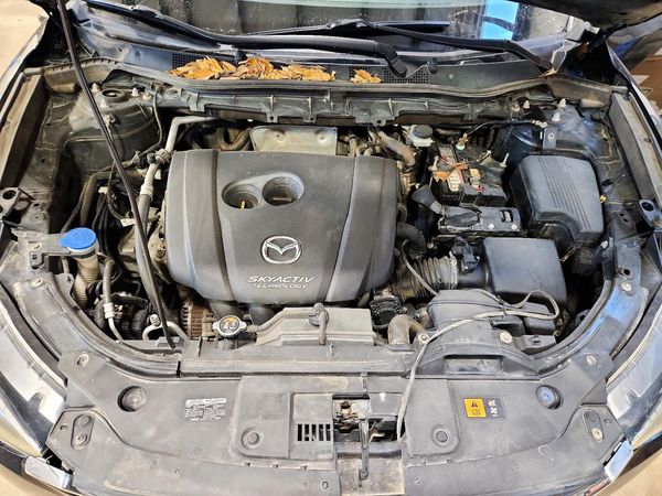 2016 MAZDA CX-5 Touring/GS — Engine bay
