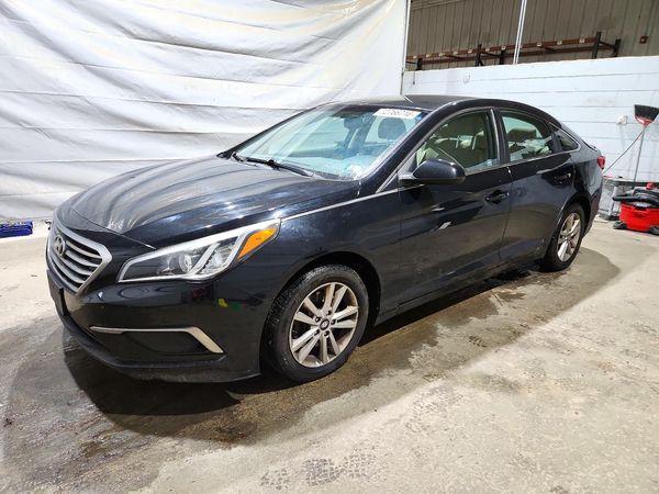 2017 HYUNDAI SONATA SE, Eco — Front 3/4