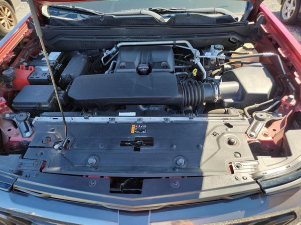 2023 CHEVROLET COLORADO LT — Engine bay