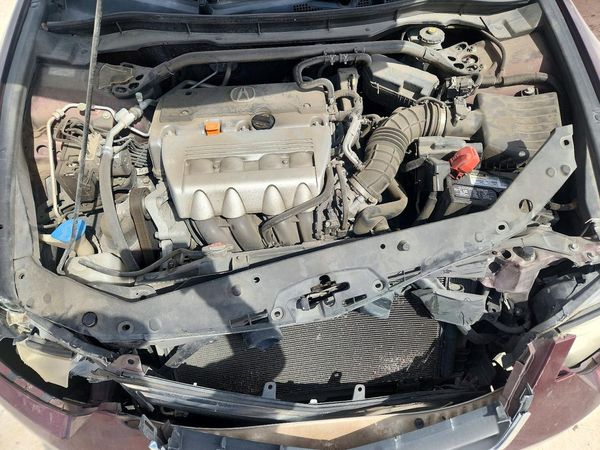 2012 ACURA TSX — Engine bay