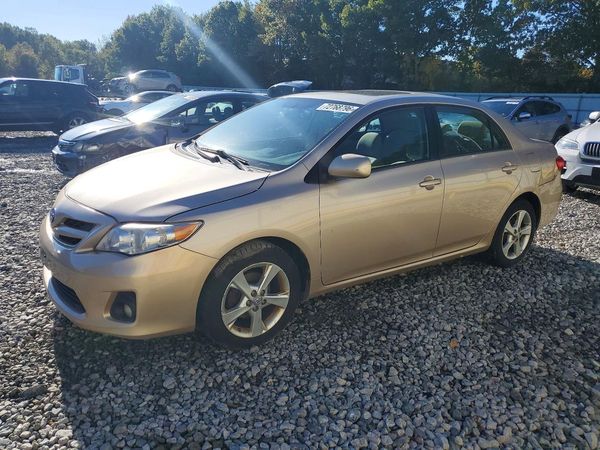 2012 TOYOTA COROLLA — Front 3/4