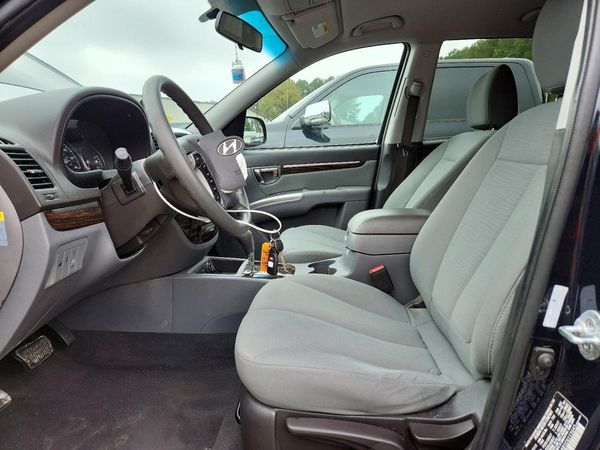 2012 HYUNDAI SANTA FE GL(Middle-low ) — DENT