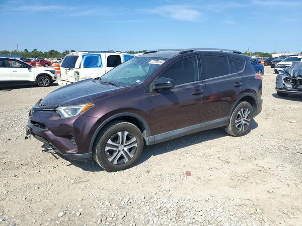2018 TOYOTA RAV4 LE — Front 3/4