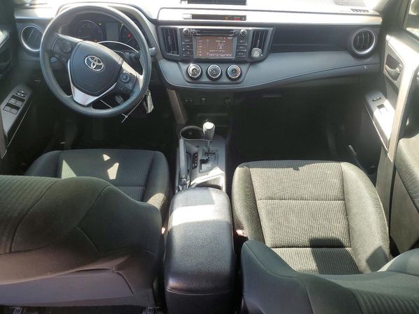 2018 TOYOTA RAV4 LE — CKPT