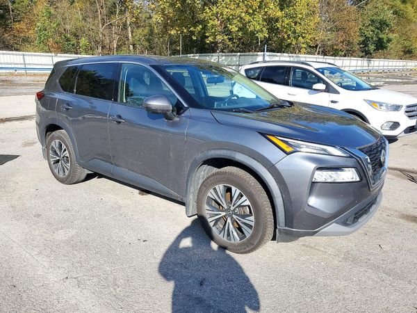 2021 NISSAN ROGUE SV — Passenger 3/4
