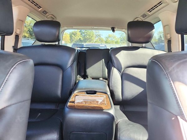 2015 INFINITI QX80 — SUVN