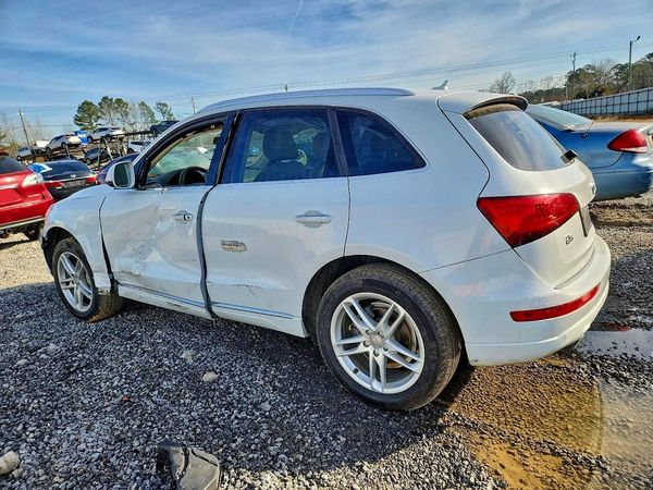2017 AUDI Q5 quattro Premium
