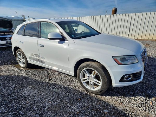 2017 AUDI Q5 quattro Premium