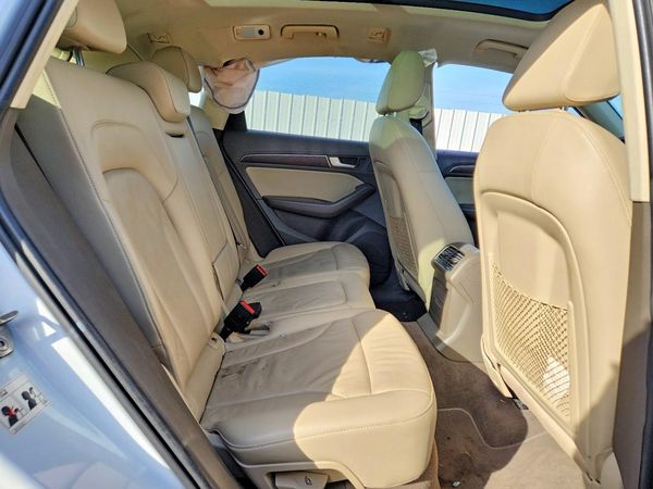 2017 AUDI Q5 quattro Premium