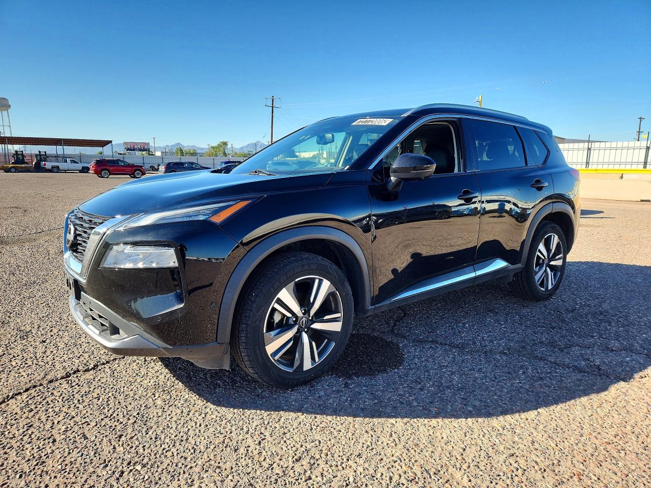 2023 NISSAN ROGUE SL — Front 3/4