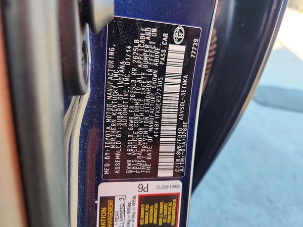 2014 TOYOTA CAMRY — VINS
