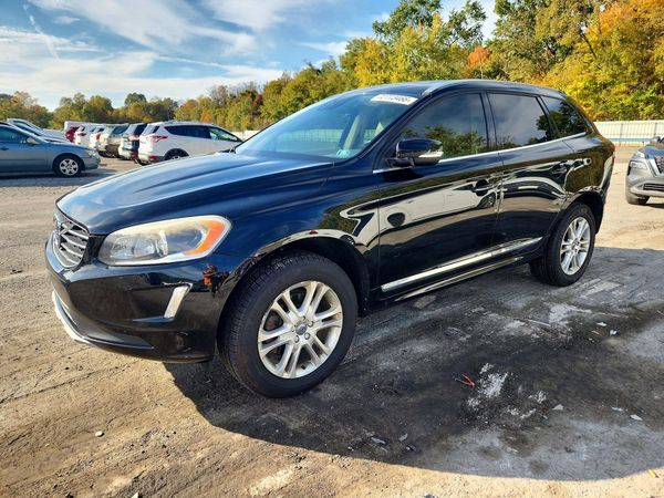 2016 VOLVO XC60 — Front 3/4