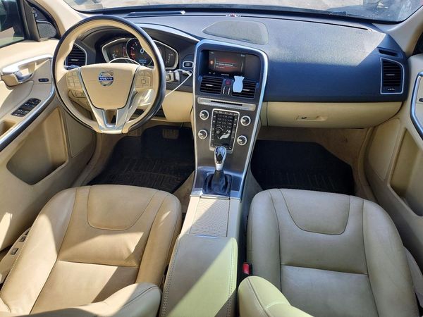 2016 VOLVO XC60 — CKPT