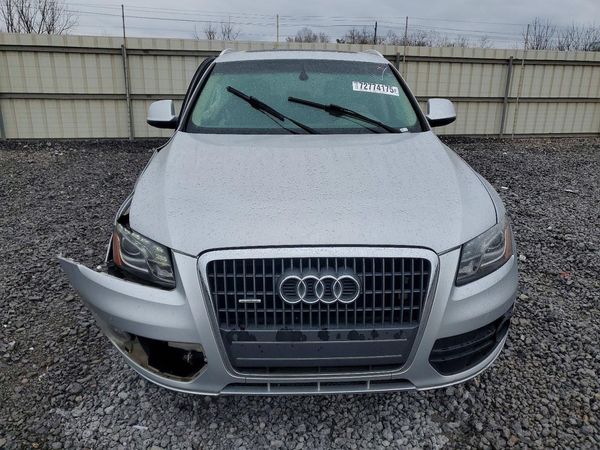 2012 AUDI Q5 Premium Plus