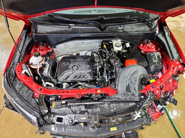 2026 CHEVROLET TRAILBLAZE LT — Engine bay