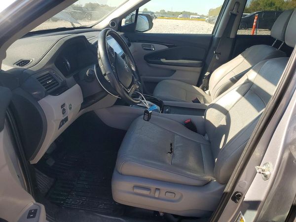 2016 HONDA PILOT Elite — DENT