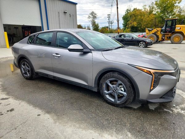 2026 KIA K4 LX, LXS — Passenger 3/4
