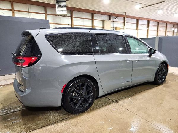 2025 CHRYSLER PACIFICA Limited — PSRA