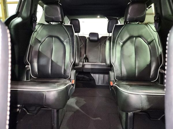 2025 CHRYSLER PACIFICA Limited — SUVN
