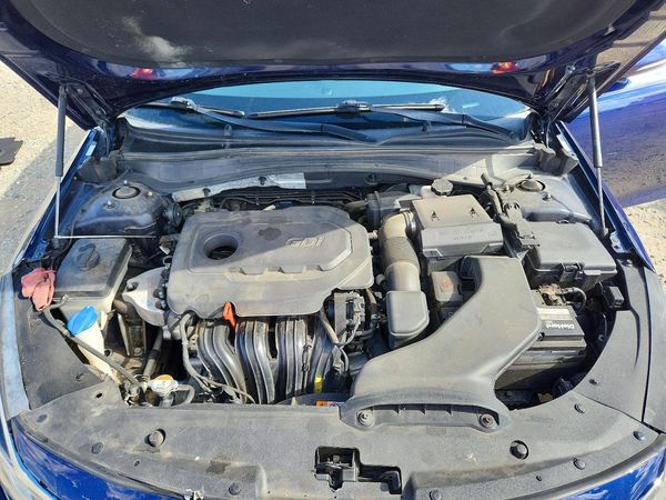 2018 KIA OPTIMA LX — Engine bay