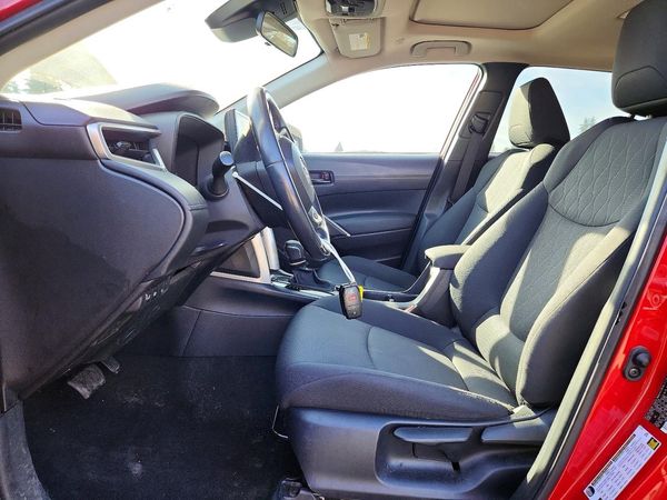 2023 TOYOTA COROLLA CROSS LE — DENT