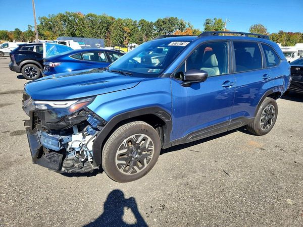 2025 SUBARU FORESTER Premium — Front 3/4