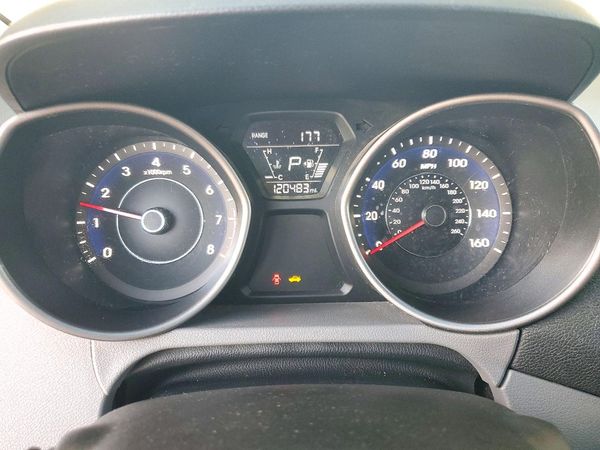 2016 HYUNDAI ELANTRA — ODOM
