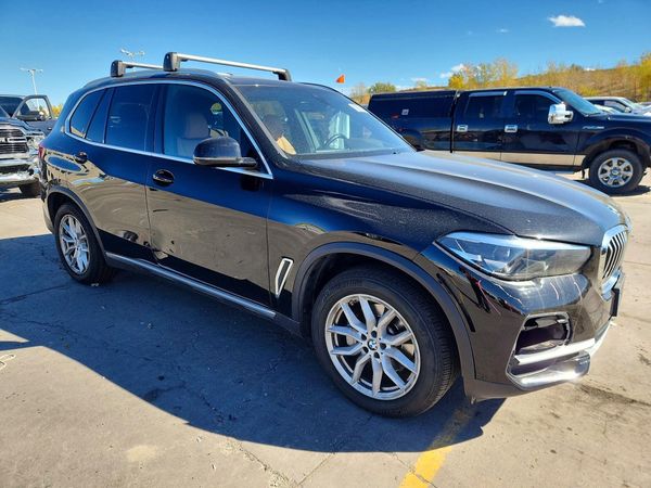 2023 BMW X5 xDrive40i — Passenger 3/4