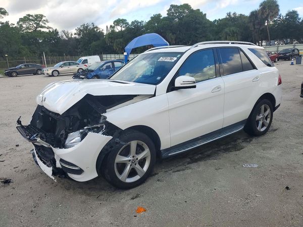 2018 MERCEDES-BENZ GLE GLE350 — Front 3/4