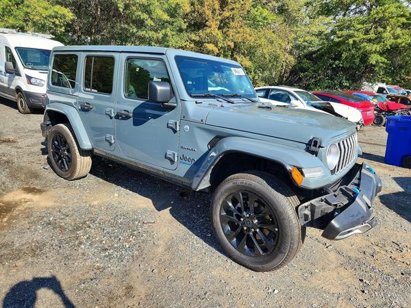 2024 JEEP WRANGLER Sahara 4XE — Passenger 3/4