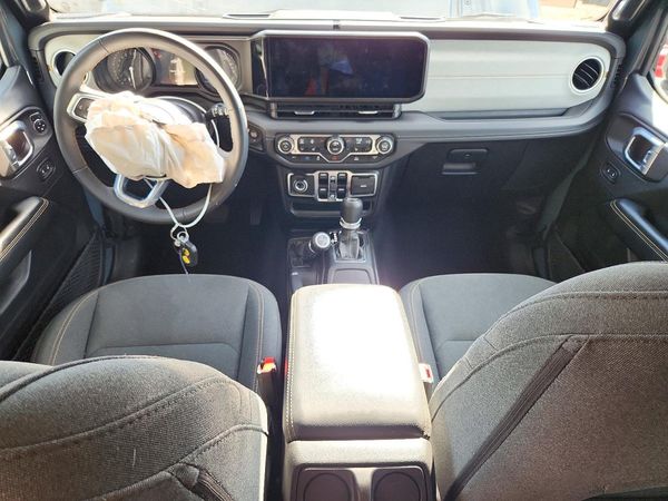 2024 JEEP WRANGLER Sahara 4XE — CKPT