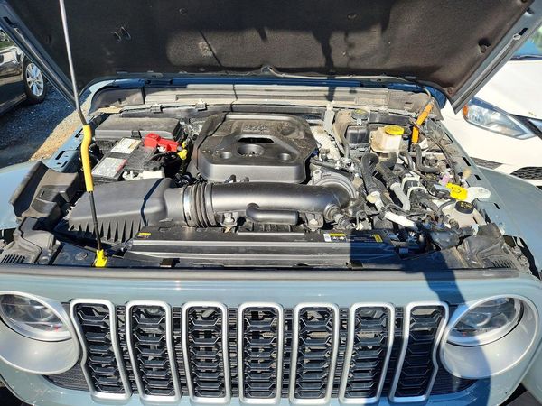 2024 JEEP WRANGLER Sahara 4XE — Engine bay