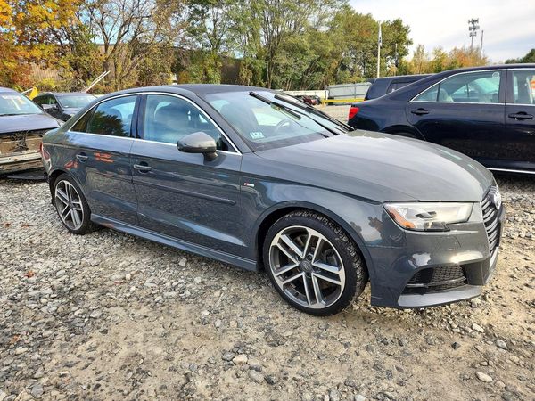 2019 AUDI A3 quattro Premium Plus — Passenger 3/4