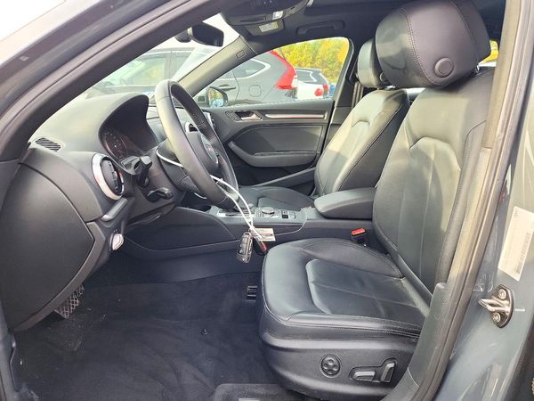 2019 AUDI A3 quattro Premium Plus — DENT