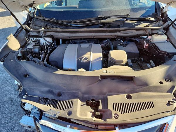2017 LEXUS RX 350 — Engine bay