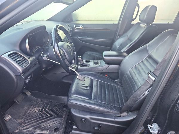 2020 JEEP GRAND CHEROKEE Limited — DENT