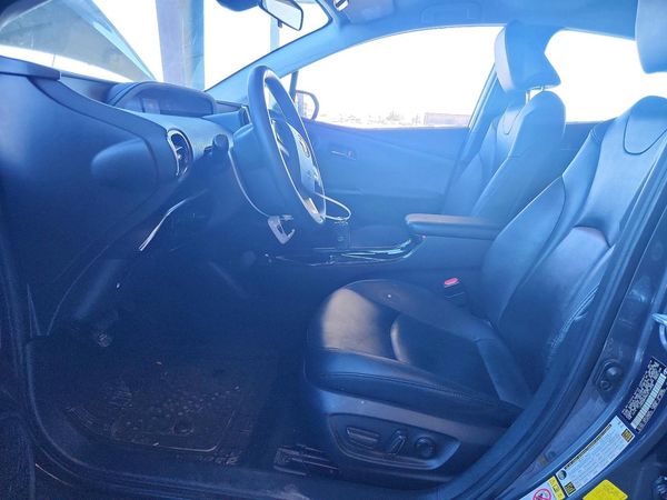 2019 TOYOTA PRIUS Plus/Premium/Advanced — DENT