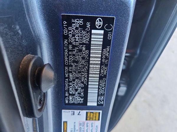 2019 TOYOTA PRIUS Plus/Premium/Advanced — VINS